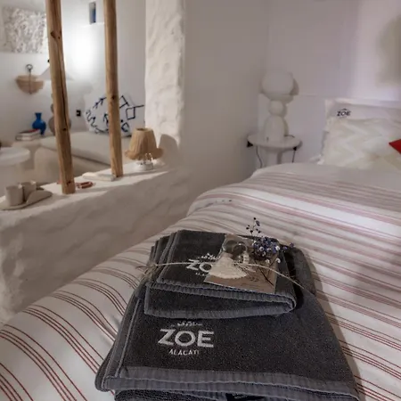 Zoe Otel *